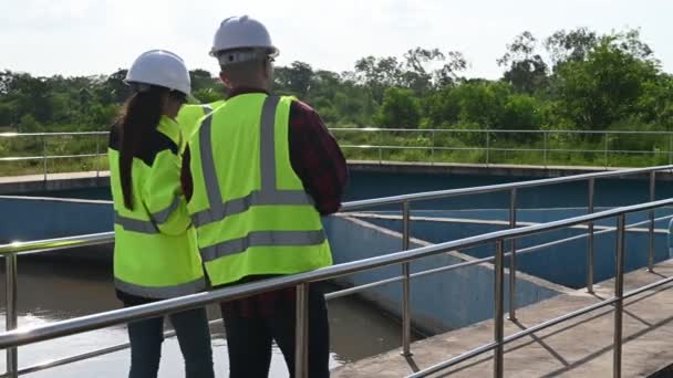 Environmental Engineers Work Wastewater Treatment Plants Water Supply Engineering Working — Stock Video