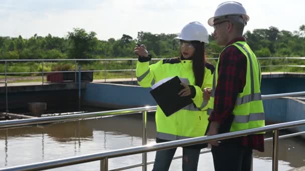 Milieukundig Ingenieurs Werken Afvalwaterzuiveringsinstallaties Watervoorziening Waterrecyclinginstallaties Voor Hergebruik — Stockvideo