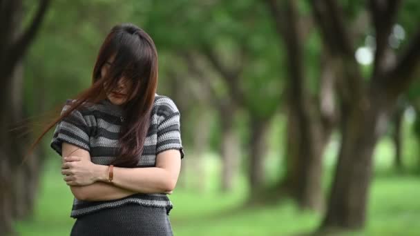 Asiático Mujer Sensación Horrible Después Romper Con Novio — Vídeos de Stock