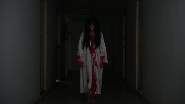 Przerażający Film Martwą Dziewczyną Krwi Koncepcja Halloween — Wideo stockowe