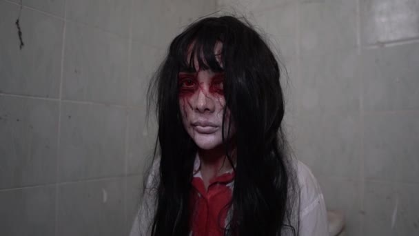Assustador Vídeo Com Morto Menina Sangue Halloween Conceito — Vídeo de Stock