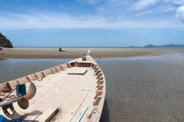 ahşap tekne yerel balıkçılık bir bağlama üzerinde