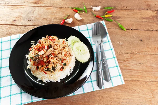 Basil smażony ryż z mięsem krabowym — Zdjęcie stockowe