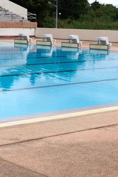 Piscina para deportes acuáticos — Foto de Stock