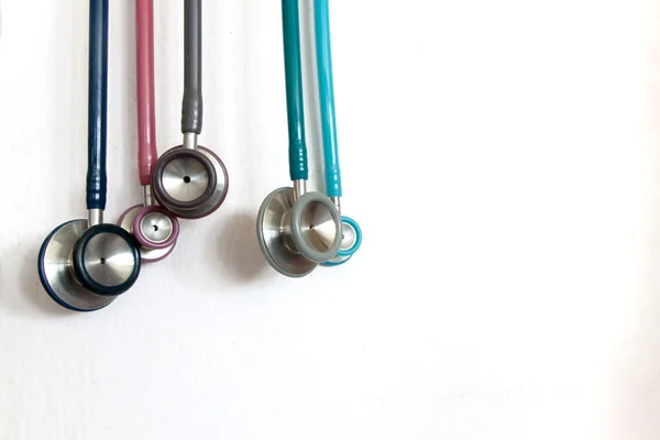 Birçok renk stetoskop — Stok fotoğraf