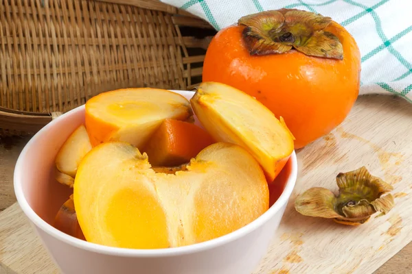 Persimmon frutos de cor amarela — Fotografia de Stock