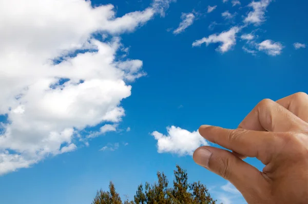 Mano empuje pequeña nube ir a gran nube — Foto de Stock