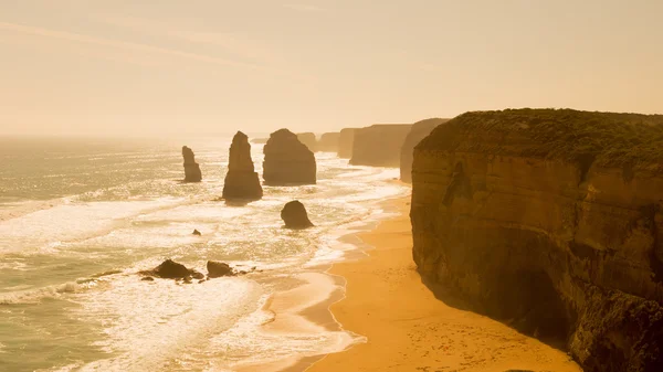 日没、オーストラリアで十二使徒を岩します。 — ストック写真