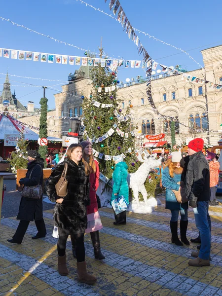 Kerst vakantie op het Rode plein in Moskou — Stockfoto