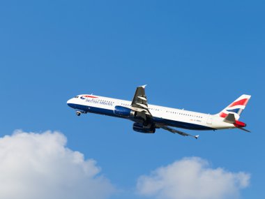 büyük uçak Airbus A321-231 British Airways