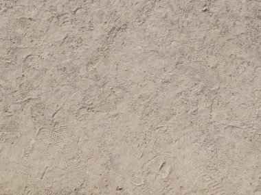 toprak yol izleri olan