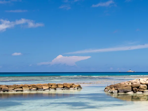 Clean ocean Seychelles — Stock Photo, Image