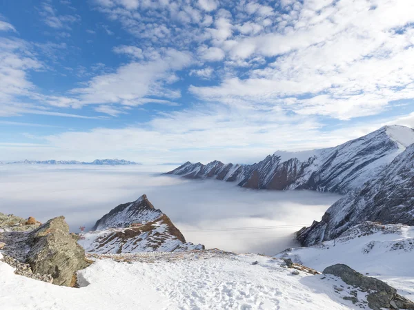 Berge im Winter — Stockfoto