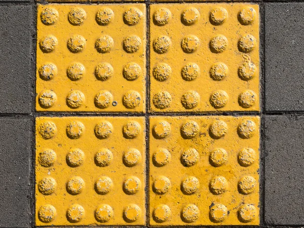 Azulejos de hormigón amarillo —  Fotos de Stock