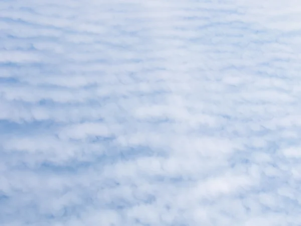 Nubes de cúmulos rayadas inusuales —  Fotos de Stock