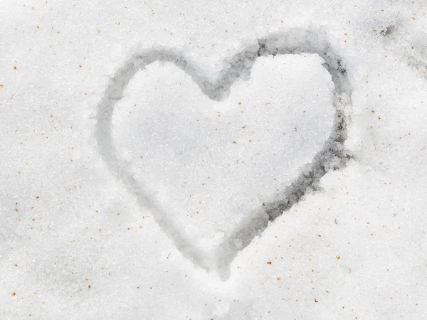 Heart on the snow — Stock Photo, Image