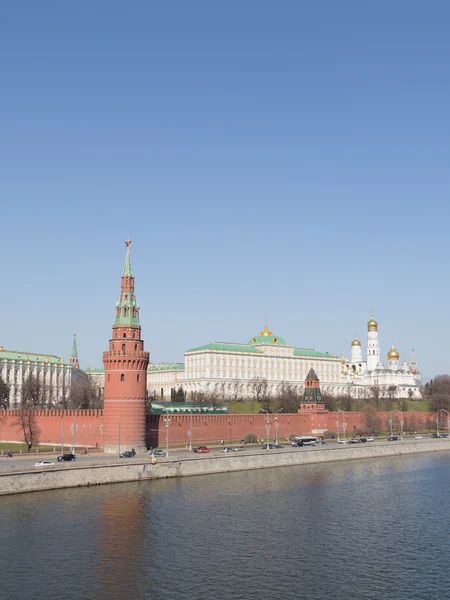 Kremlin Embankment in Moscow, Russia — Stock Photo, Image