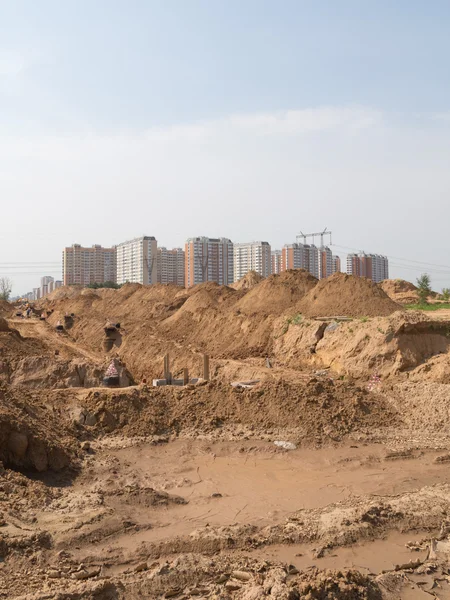 Şehirde yeni bir yol inşaatı