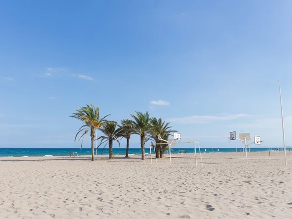 Het grote zandstrand van Alicante, Spanje — Stockfoto