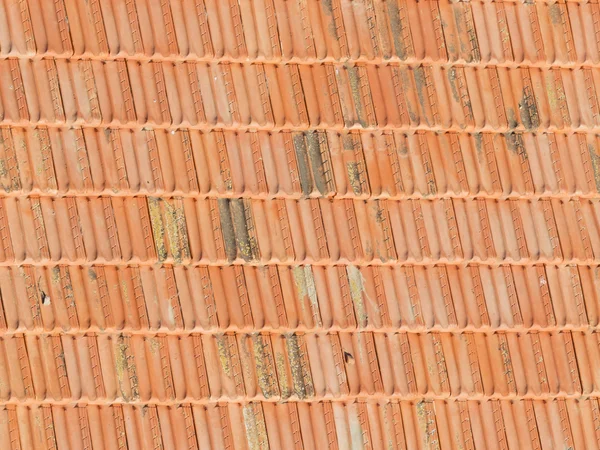 Old red tile roof — Stock Photo, Image