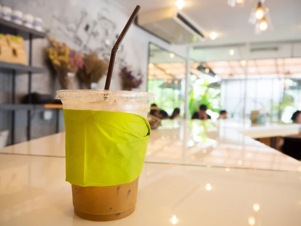 Iced coffee in the coffee shop — Stock Photo, Image