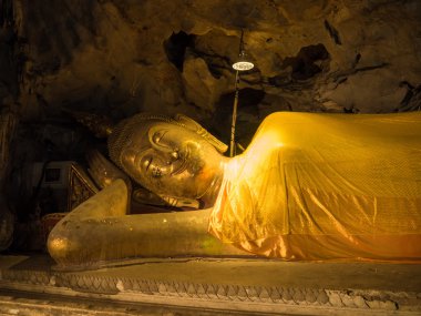 Kao-Luang tapınakta mağara Phetchaburi Tayland