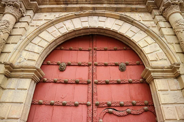 Ornate Red Colored Wooden Door Basilica San Francisco Historic Baroque — Stock Photo, Image
