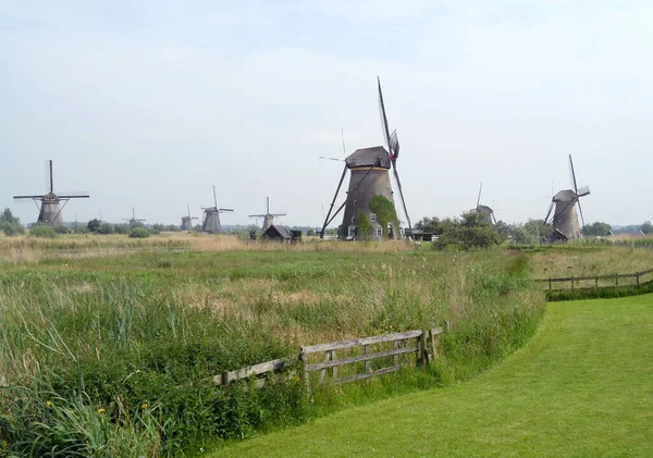 Molinos Viento Holandeses Históricos Kinderdijk Patrimonio Humanidad Por Unesco Holanda —  Fotos de Stock