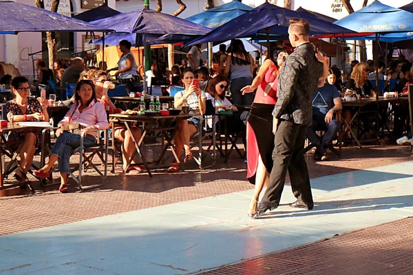 Intrygujący Taniec Tango Argentyny Placu Plaza Dorrego Dzielnicy San Telmo — Zdjęcie stockowe