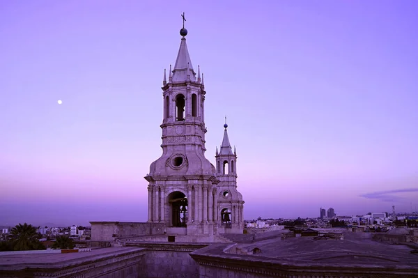 Dreamy Purple Colored Bell Tower Basilica Cathedral Arequipa Early Morning — Stock fotografie