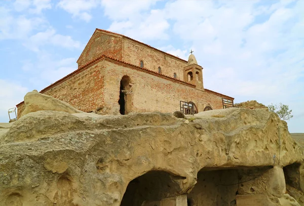 Średniowieczny Kościół Szczycie Uplistsikhe Ancient Rock Hewn City Ruiny Położony — Zdjęcie stockowe