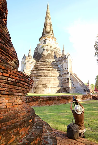 Návštěvník Fotografování Slavné Historické Pagoda Wat Phra Sanphet Ayutthaya Historického — Stock fotografie