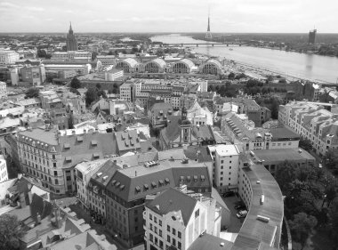 Riga 'nın İnanılmaz Şehri, Letonya' nın Başkenti 'nin Tek Renkli Hava Görünümü