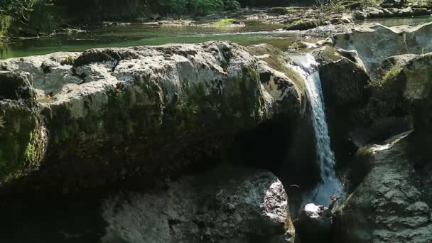 Una Las Hermosas Cascadas Los Cañones Martvili Región Samegrelo Georgia — Vídeos de Stock