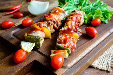 Izgara domuz Barbekü sos ile