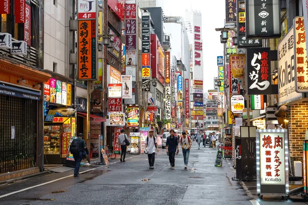 Kabukicho is Japan's grootste red light district kenmerken, bars — Stockfoto