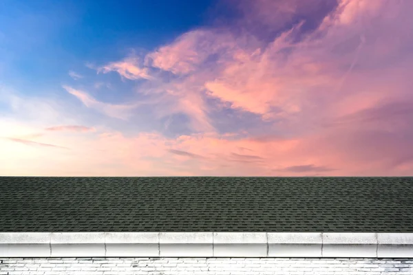 Roof and beautiful sky — Stock Photo, Image