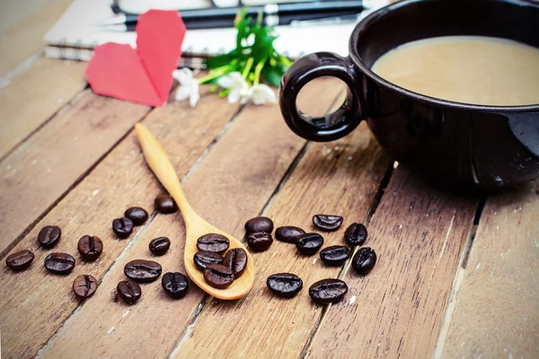 Ceașcă de cafea și fasole — Fotografie, imagine de stoc