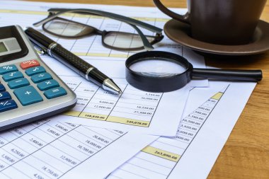 İş finansal muhasebe hesaplamak