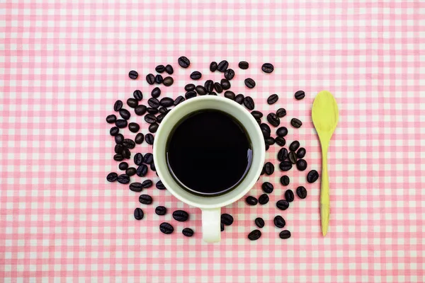 Taza de café con grano de café —  Fotos de Stock