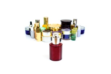 Cilt bakımı için çeşitli kozmetik ayarla