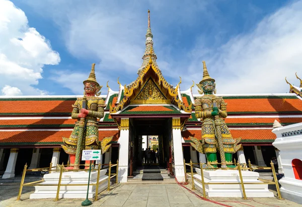 Giant in Wat Phra Kaew temple, Bangkok Thailand — Stock Photo, Image