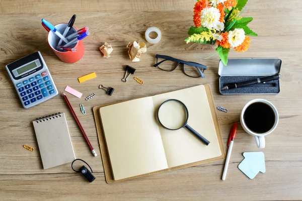 Office supply and Cup of coffee on desk — Stock Photo, Image