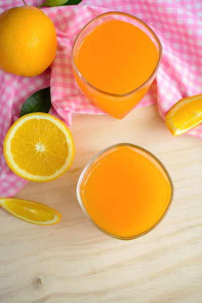 Glass of Freshly squeezed orange juice — Stock Photo, Image