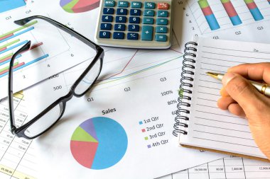 işadamı Resepsiyon ofis iş finansal muhasebe üzerinde çalışma