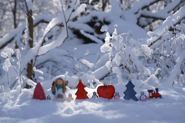 Christmas Tree Toys Background White Snow — Stock Photo, Image