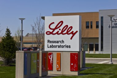 Indianapolis - Nisan 2016 yaklaşık: Eli Lilly ve şirket merkez. Lilly ilaç ve eczacılık VIII yapar