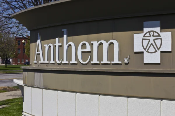 Indianápolis - Circa abril de 2016: Anthem World Headquarters. Anthem es un proveedor de seguros de salud de confianza V — Foto de Stock