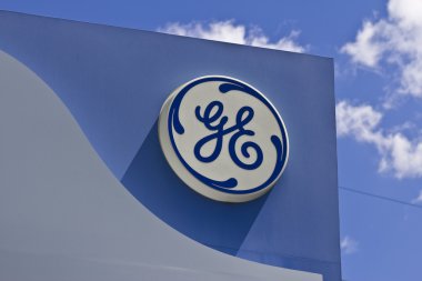 Cincinnati - Haziran 2016 yaklaşık: Genel elektrik Havacılık tesisinden logolar. Bir sağlayıcı Jet motorları III Ge Havacılık olduğunu