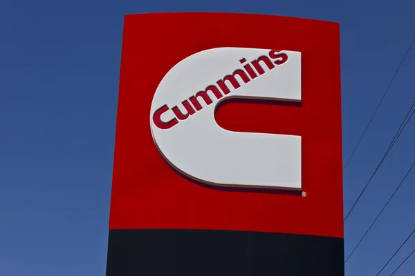 Indianápolis - Circa Junio 2016: Cummins Inc. es un fabricante de motores y equipos de generación de energía II —  Fotos de Stock